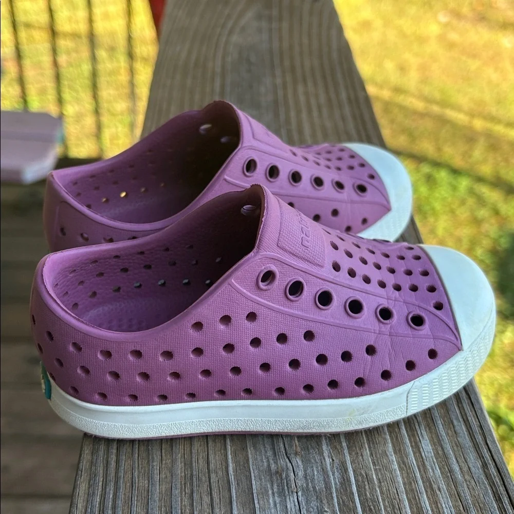 Native Jefferson Water Water Shoes Girl Size 7